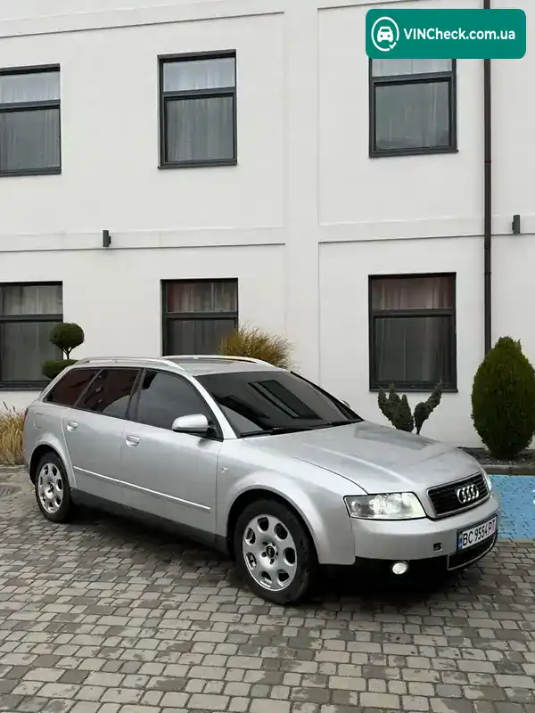 Audi A4 2002, фото з оголошення 2 з 19, VIN WAUZZZ8E33A231715