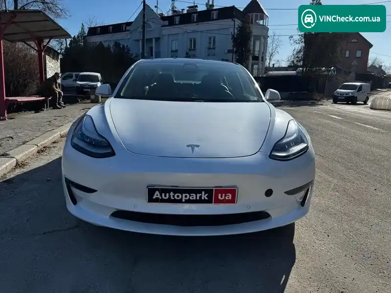Tesla Model 3 2020, фото з оголошення 2 з 20, VIN 5YJ3E1EB4LF637168