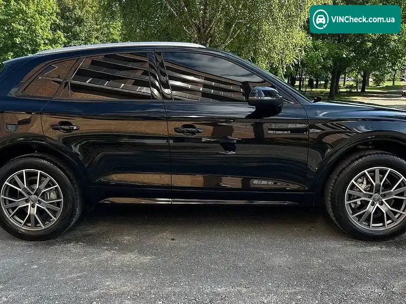Audi Q5 2018, фото з оголошення 2 з 20, VIN WA1ANAFY3J2178431