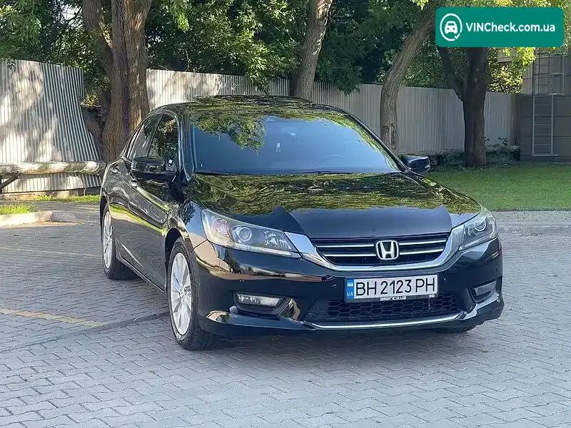 Honda Accord 2014, фото з оголошення 1 з 20, VIN 1HGCR2F82FA800010