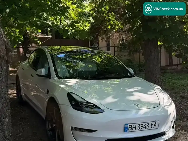 Tesla Model 3 2021, фото з оголошення 1 з 18, VIN 5YJ3E1EA1MF093768