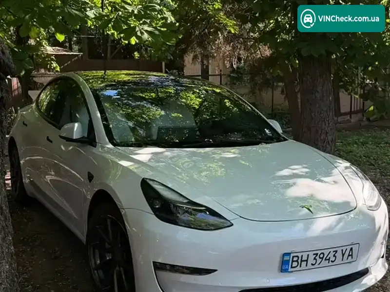 Tesla Model 3 2021, фото з оголошення 2 з 18, VIN 5YJ3E1EA1MF093768