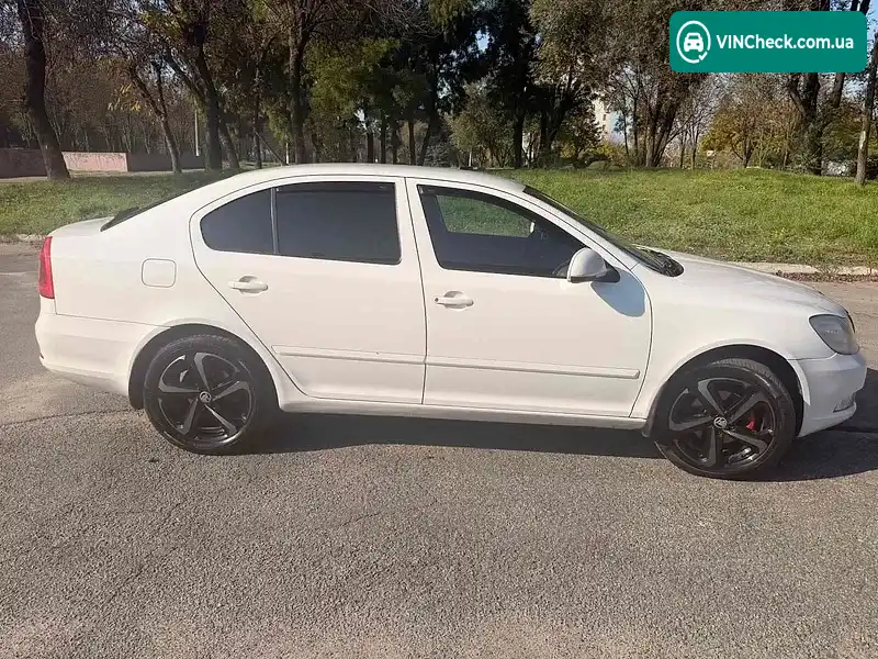 Skoda Octavia 2013, фото з оголошення 2 з 18, VIN TMBCK41Z5DB153835