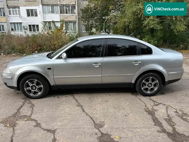 Volkswagen Passat 2003, фото з оголошення 2 з 15, VIN WVWZZZ3BZ4Z000005