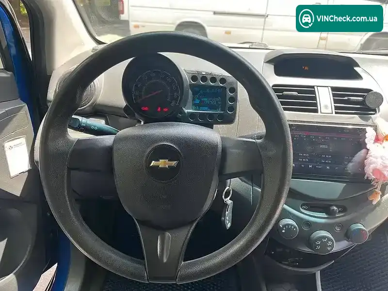 Chevrolet Spark 2011, фото з оголошення 2 з 17, VIN KL1MF4819CC577174