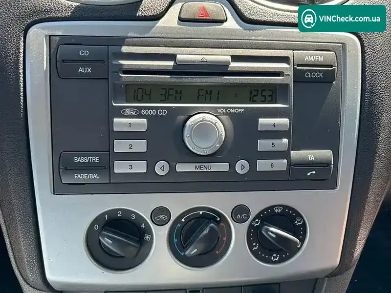 Ford Focus 2006, фото з оголошення 2 з 10, VIN WF0WXXGCDW6B01357