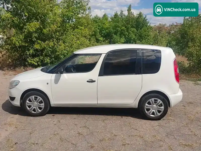 Skoda Roomster 2013, фото з оголошення 1 з 12, VIN TMBNK25J6E5011138