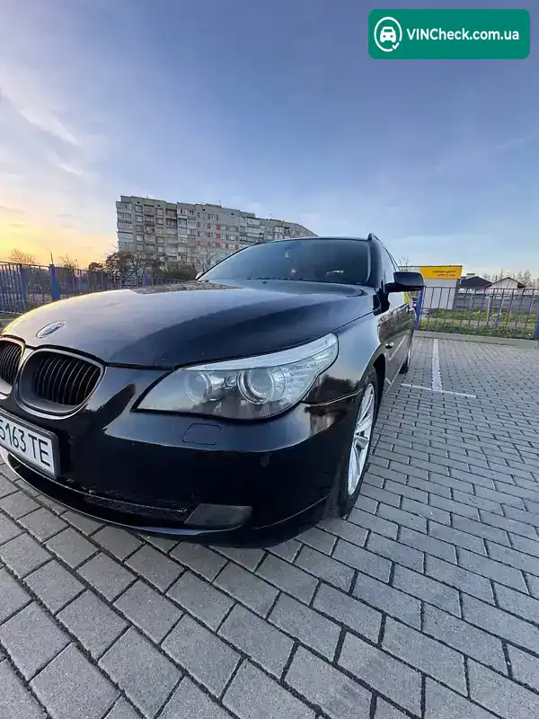 BMW 5 Series 2007, фото з оголошення 2 з 21, VIN WBAPX31080CX40269