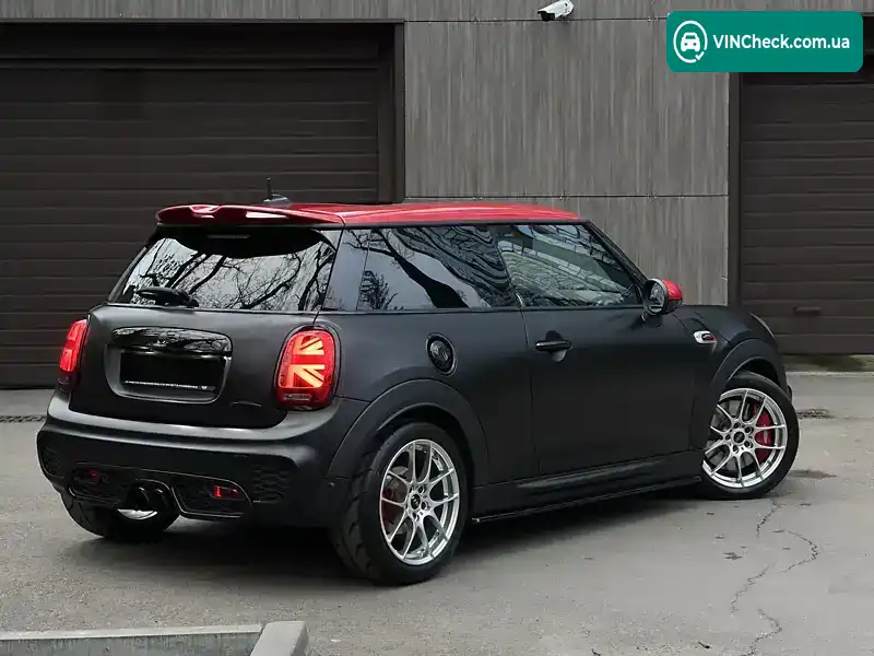MINI Hatch 2018, фото з оголошення 2 з 20, VIN WMWXR91090TF03113