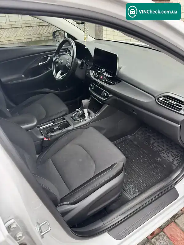 Hyundai i30 2020, фото з оголошення 1 з 13, VIN TMAH351CBMJ140575