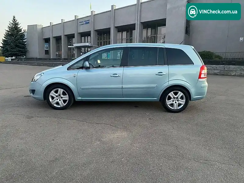 Opel Zafira 2010, фото з оголошення 2 з 20, VIN W0L0AHM75AG068546