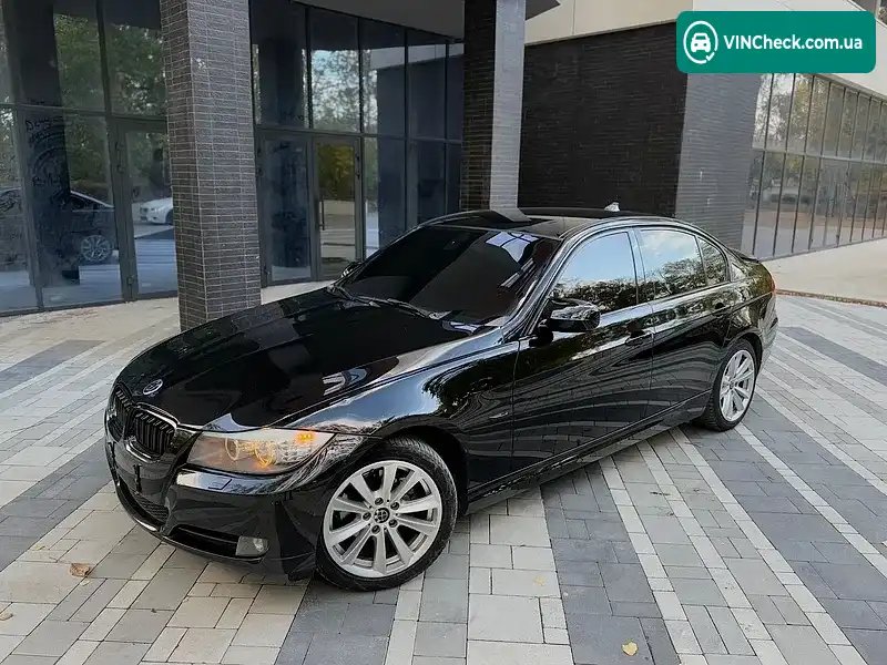BMW 3 Series 2009, фото з оголошення 1 з 20, VIN WBAPG31000VJ40303