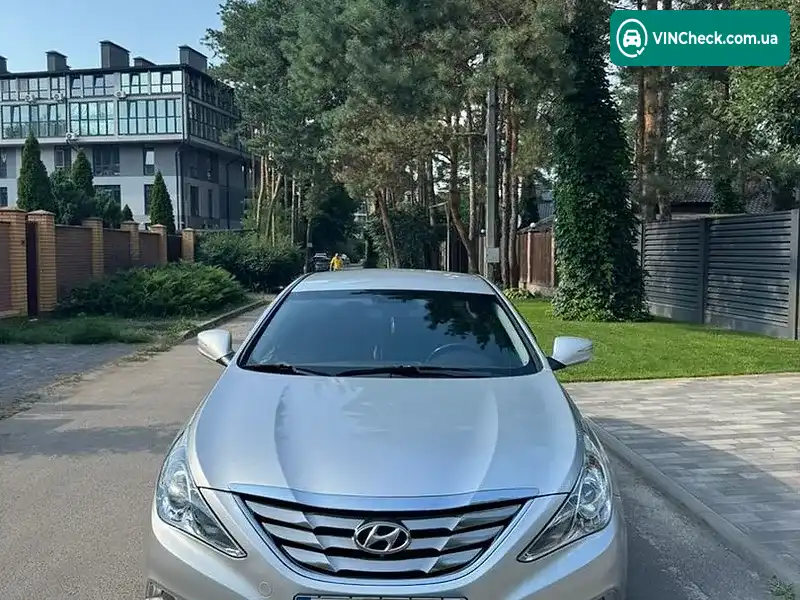 Hyundai Sonata 2012, фото з оголошення 2 з 17, VIN KMHEC41BBCA456947