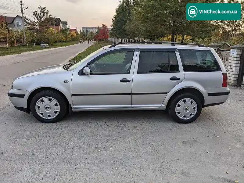 Volkswagen Golf 2003, фото з оголошення 1 з 12, VIN WVWZZZ1JZ3W658201