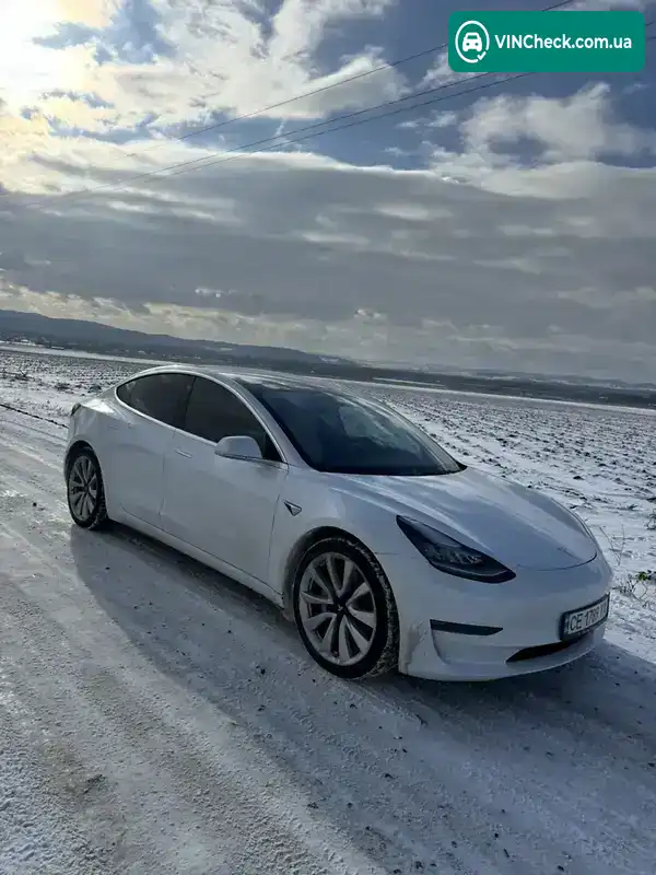 Tesla Model 3 2019, фото з оголошення 1 з 10, VIN 5YJ3E1EB6KF513398