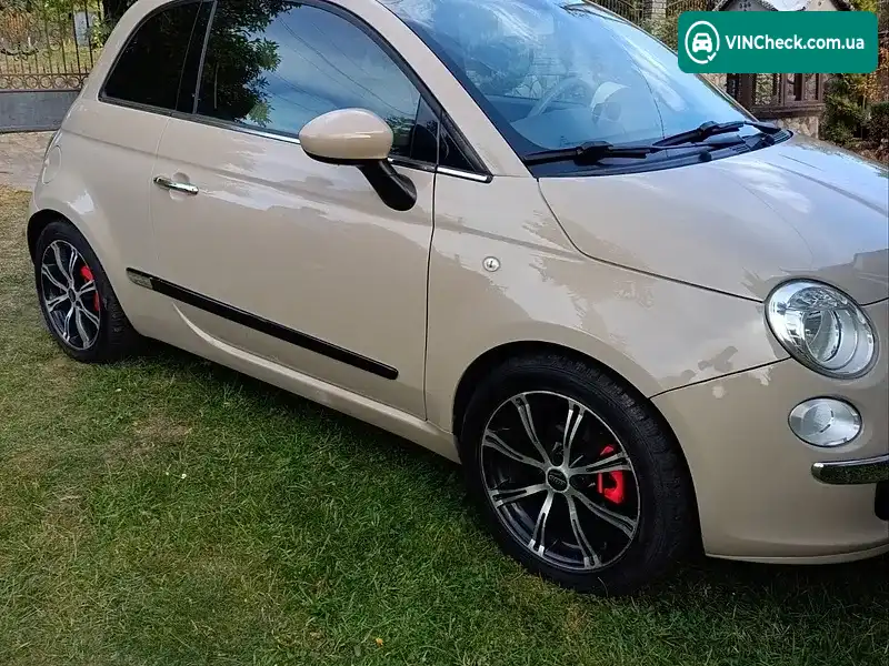 Fiat 500 2012, фото з оголошення 1 з 19, VIN ZFA31200000915657