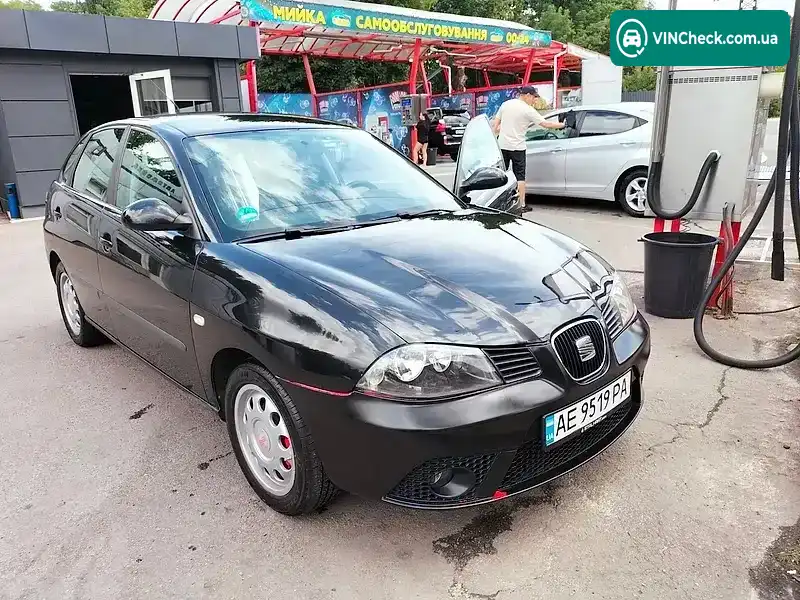 SEAT Ibiza 2006, фото з оголошення 2 з 9, VIN VSSZZZ6LZ7R083193