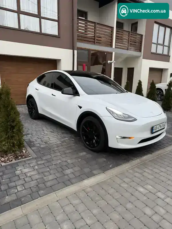 Tesla Model Y 2023, фото з оголошення 1 з 21, VIN 7SAYGDEE3PA104309
