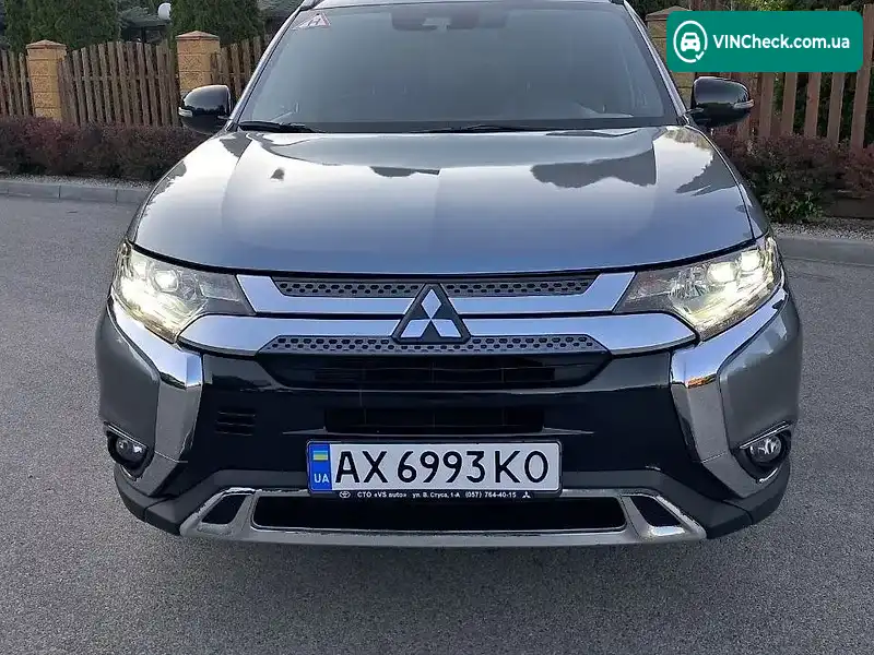 Mitsubishi Outlander 2020, фото з оголошення 2 з 20, VIN JA4AD3A3XLZ043239