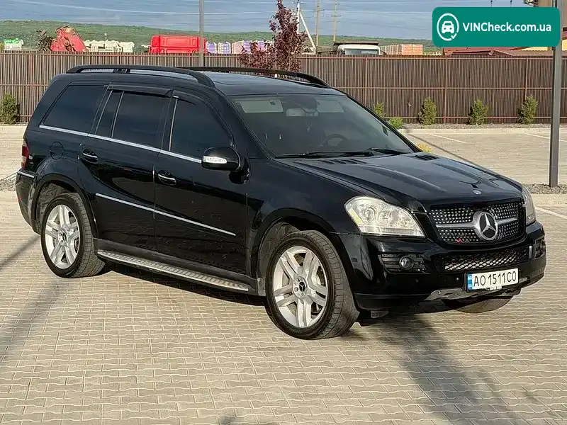 Mercedes-Benz GL-Class 2007, фото з оголошення 2 з 10, VIN 4JGBF71E07A123341