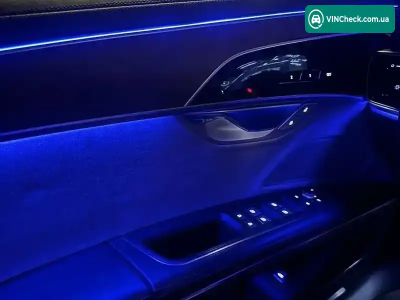 Audi A8 2018, фото з оголошення 1 з 20, VIN WAU8DAF8XKN002349