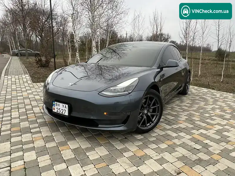 Tesla Model 3 2021, фото з оголошення 1 з 13, VIN 5YJ3E1EA7MF921385