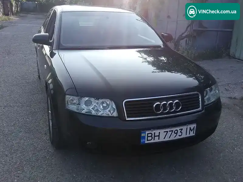 Audi A4 2002, фото з оголошення 1 з 17, VIN WAUZZZ8E83A146417