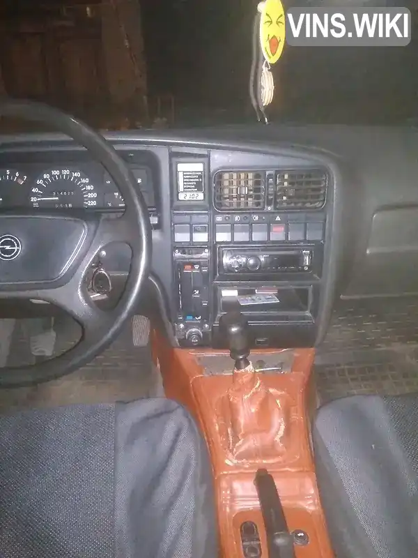 Opel Omega 1990, фото з оголошення 1 з 8, VIN W0L000067L1088828