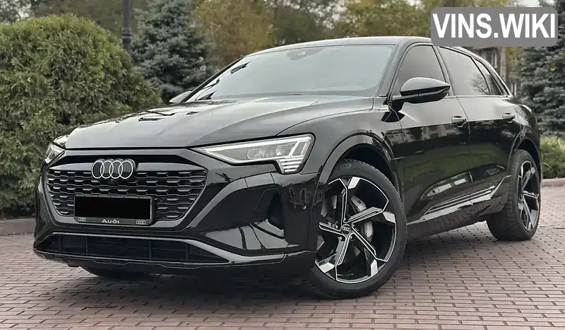 Audi Q8 e-tron 2024, фото з оголошення 2 з 21, VIN WAUZZZGE5RB044495