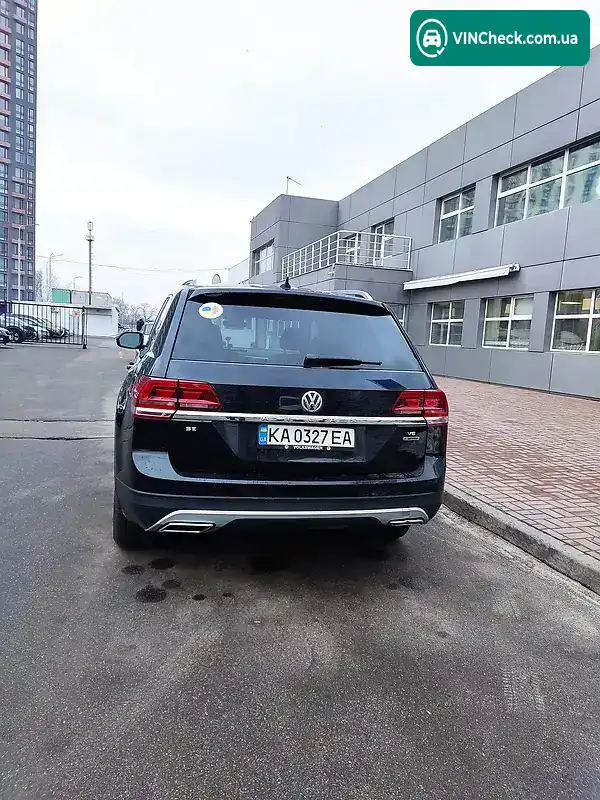 Volkswagen Atlas 2017, фото з оголошення 2 з 18, VIN 1V2LR2CA3JC531212