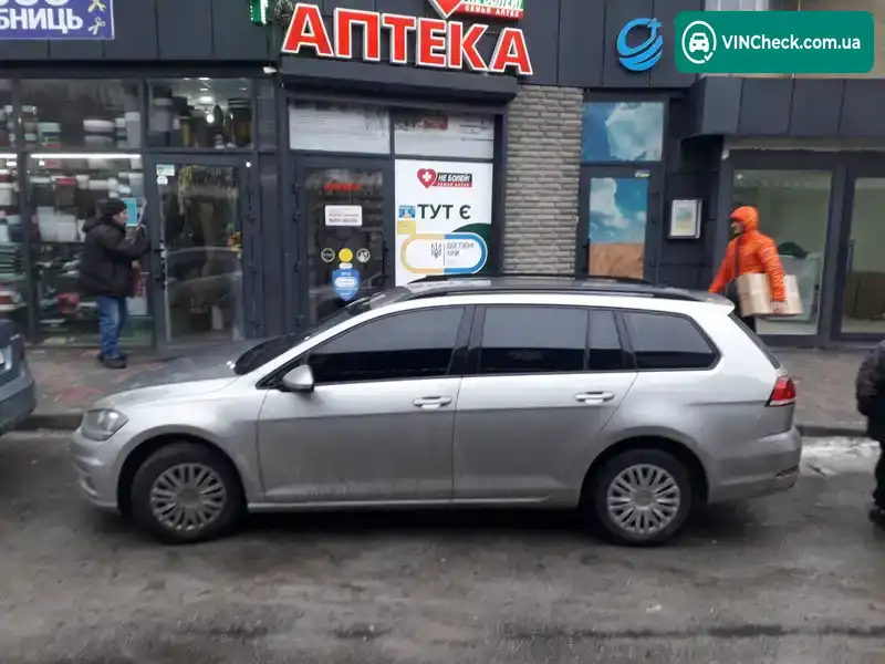 Volkswagen Golf 2018, фото з оголошення 2 з 21, VIN WVWZZZAUZJP628047