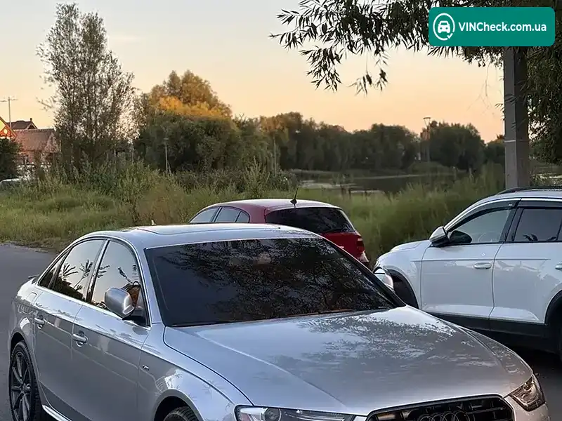 Audi A4 2014, фото з оголошення 2 з 18, VIN WAUBFAFL9FN023056