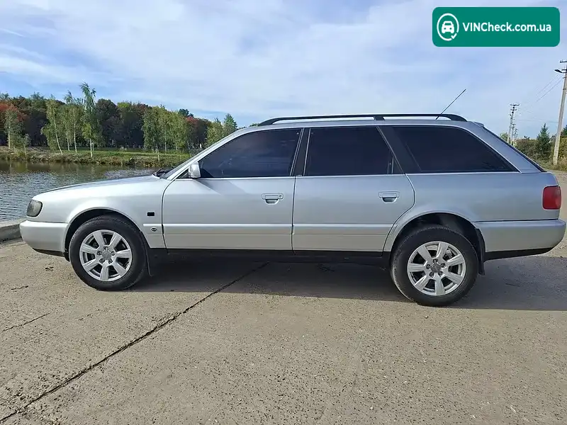 Audi A6 1997, фото з оголошення 2 з 11, VIN WAUZZZ4AZVN056340