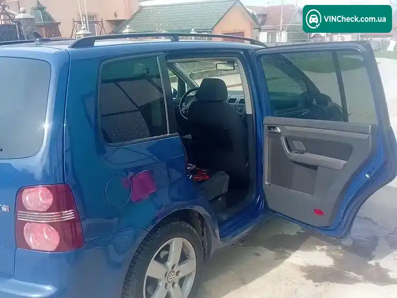 Volkswagen Touran 2008, фото з оголошення 2 з 5, VIN WVGZZZ1TZ8W149453