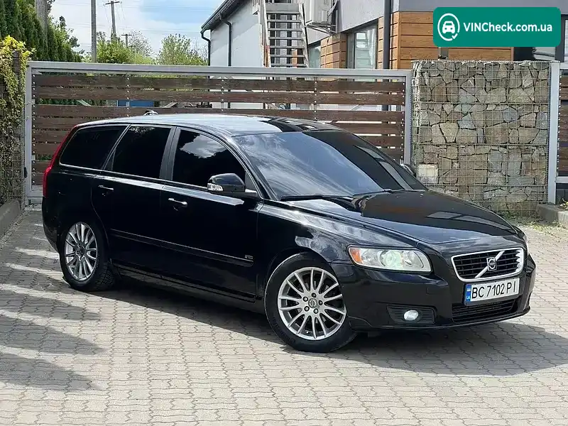Volvo V50 2009, фото з оголошення 2 з 20, VIN YV1MW76F2A2540984