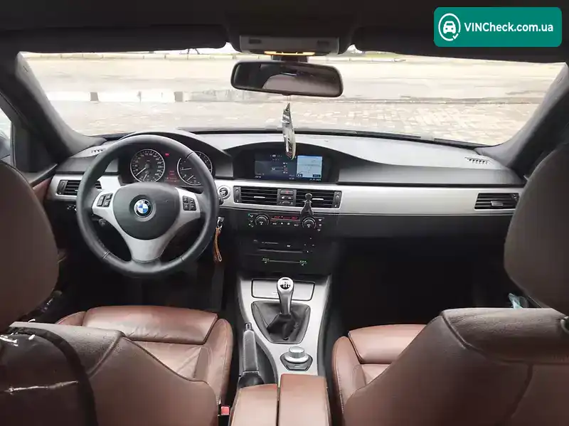BMW 3 Series 2006, фото з оголошення 1 з 10, VIN WBAVA71060VC19168