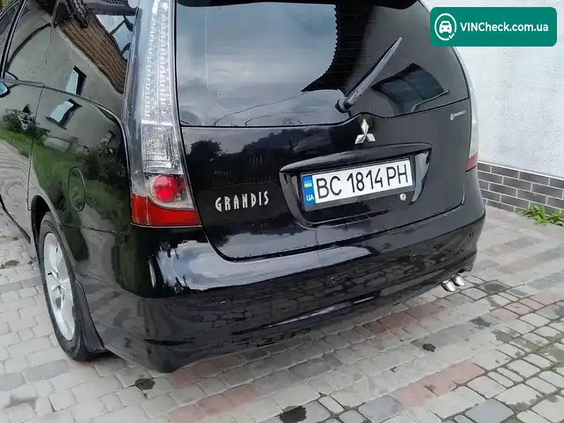 Mitsubishi Grandis 2004, фото з оголошення 2 з 14, VIN JMBLRNA4W4Z000876