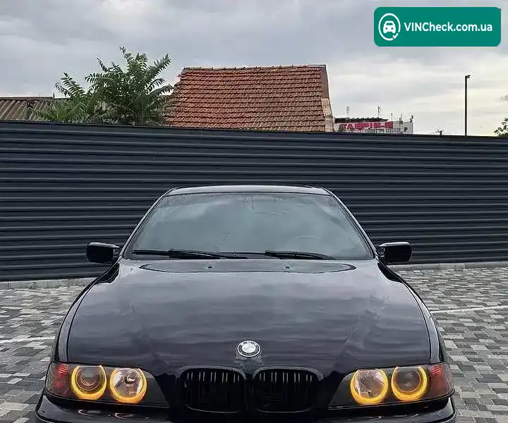 BMW 5 Series 1998, фото з оголошення 1 з 10, VIN WBADD11050BN52556