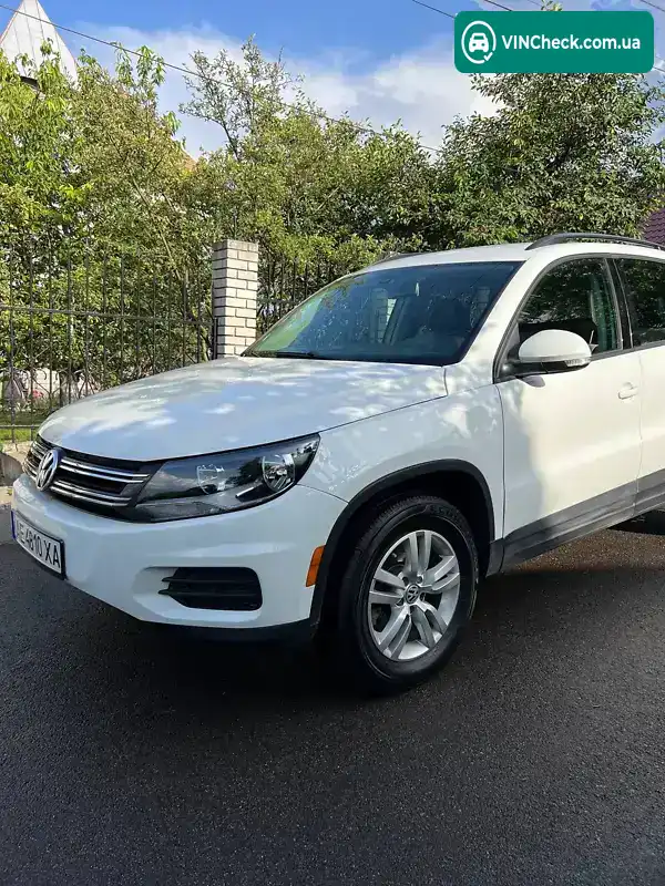 Volkswagen Tiguan 2017, фото з оголошення 2 з 16, VIN WVGAV7AX6HK023708