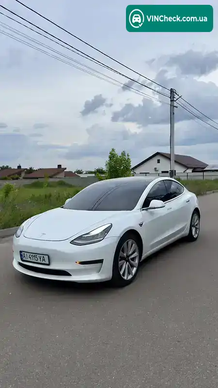 Tesla Model 3 2019, фото з оголошення 2 з 21, VIN 5YJ3E1EA5LF615932