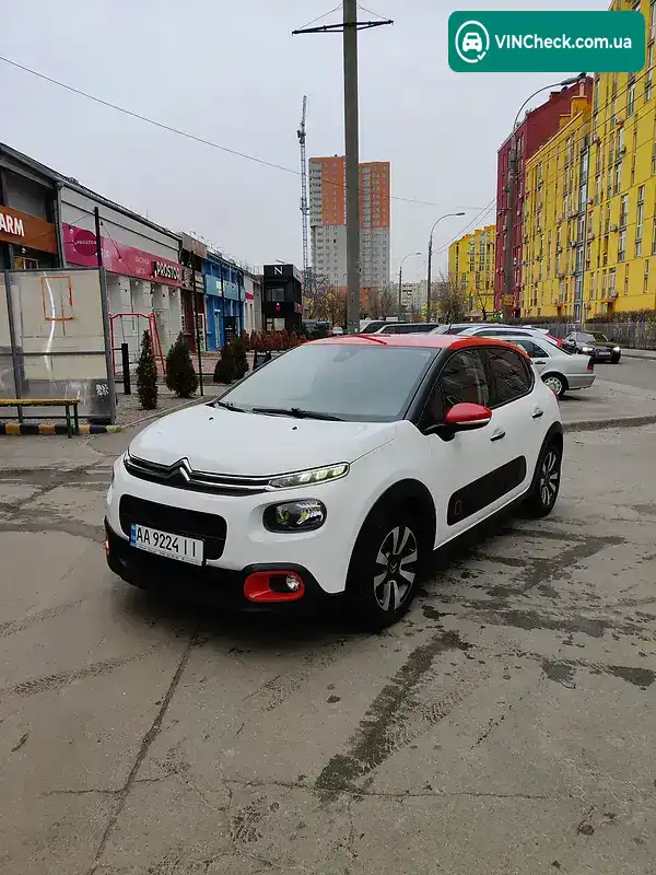 Citroen C3 2019, фото з оголошення 2 з 17, VIN VF7SXHNVTKT687389