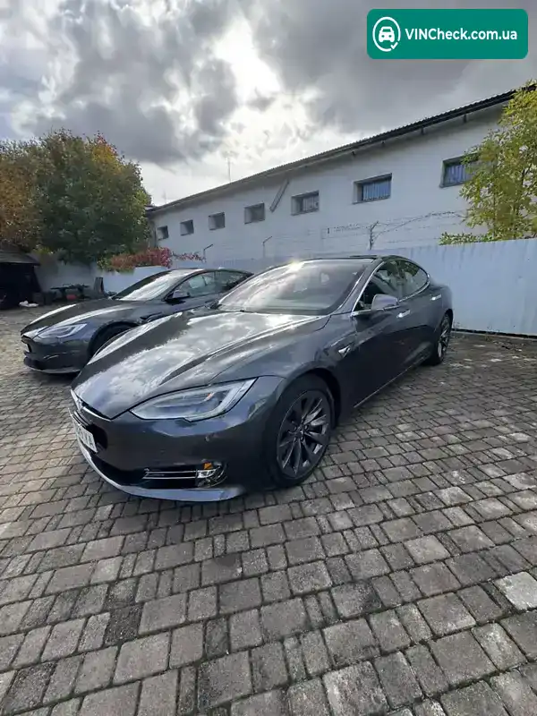 Tesla Model S 2020, фото з оголошення 2 з 21, VIN 5YJSA1E21LF399805