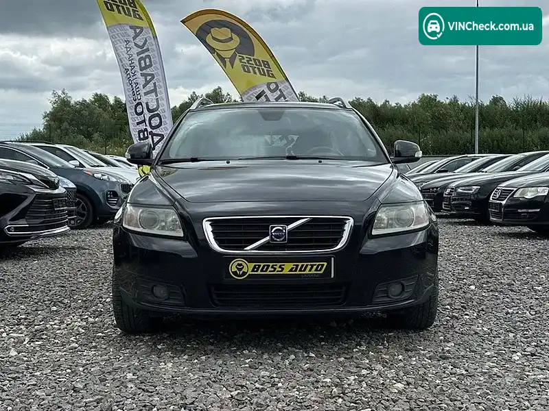 Volvo V50 2010, фото з оголошення 2 з 15, VIN YV1MW76F2A2576058