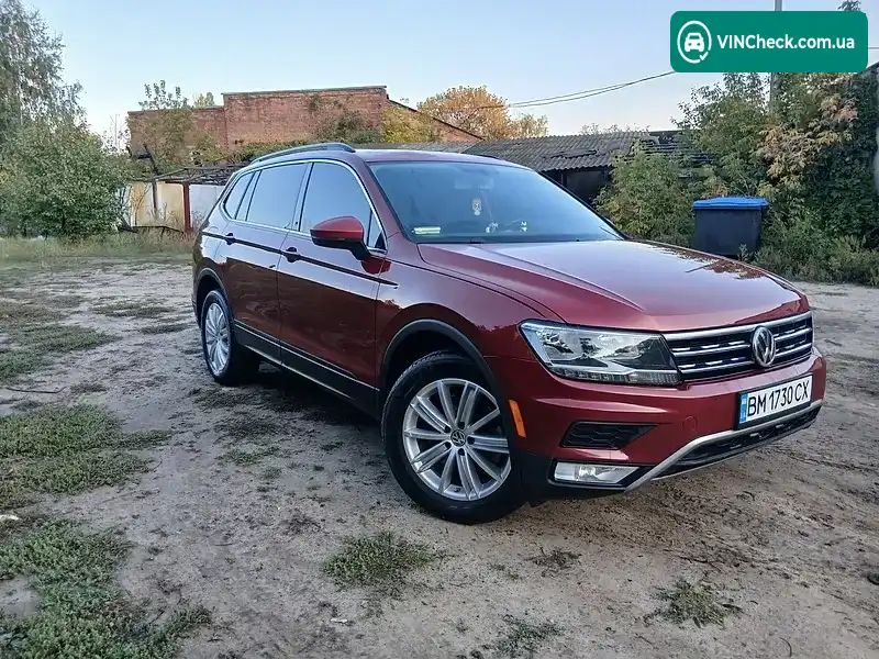 Volkswagen Tiguan 2018, фото з оголошення 1 з 15, VIN 3VV2B7AX9KM064417