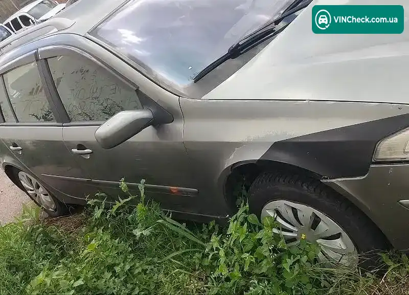 Renault Laguna 2002, фото з оголошення 2 з 4, VIN VF1KG0C0527027786