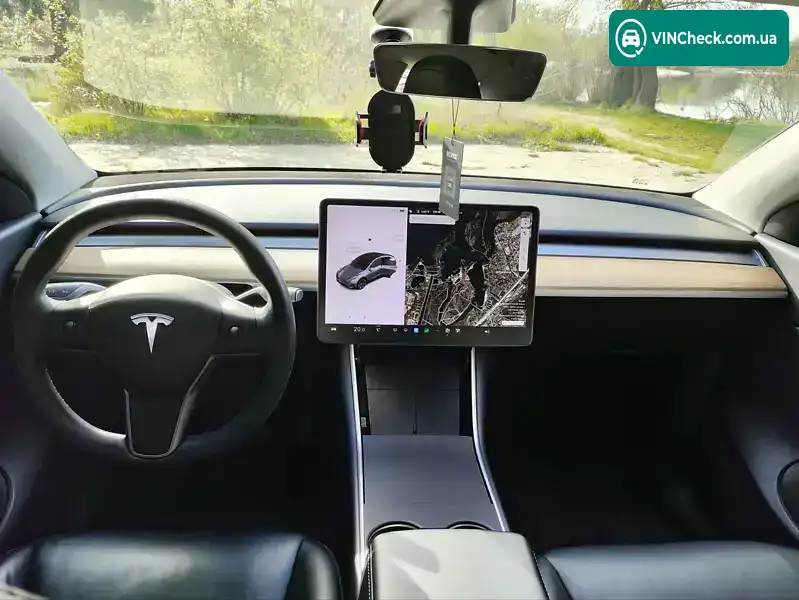 Tesla Model Y 2020, фото з оголошення 2 з 19, VIN 5YJYGDEE9LF022563