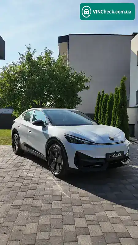 Volkswagen ID. UNYX 2025, фото з оголошення 1 з 12, VIN HVWJA1ER7S1204391