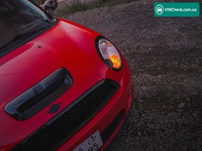 MINI Clubman 2009, фото з оголошення 2 з 11, VIN WMWMM3C59ATP94119