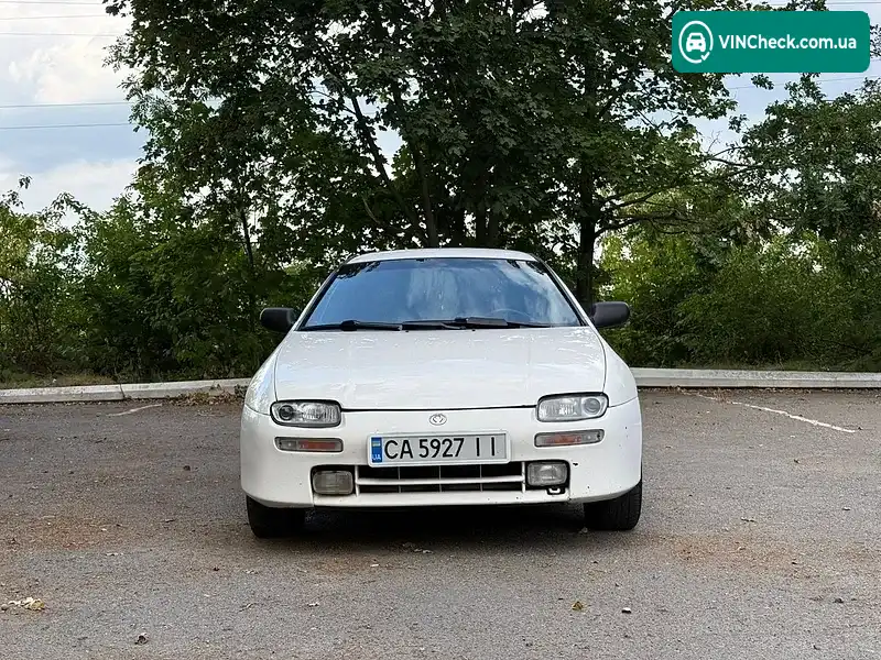Mazda 323 1995, фото з оголошення 2 з 15, VIN JMZBA145201187998