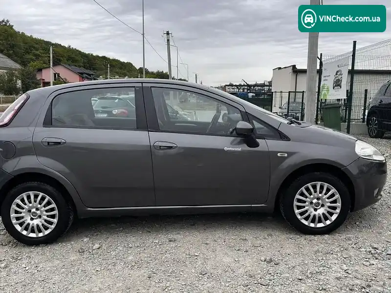 Fiat Punto 2012, фото з оголошення 2 з 9, VIN ZFA19900001870508